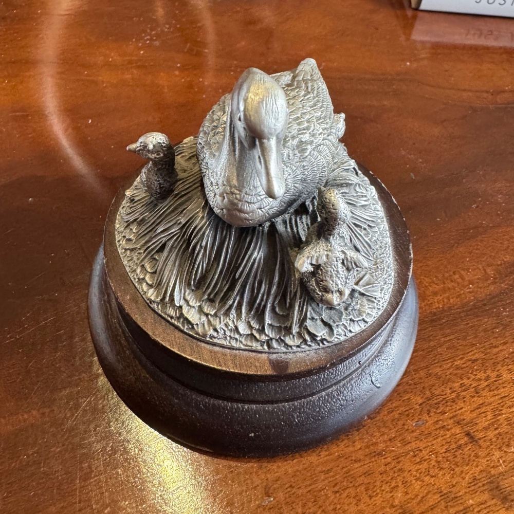 Vintage Chilmark Pewter “Mother Goose with Goslings” Figurine – 1977 – R.J.  #62